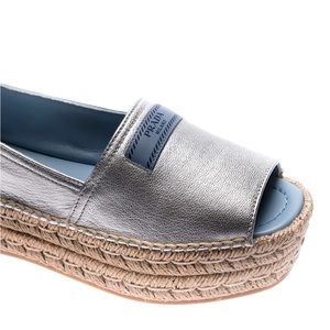 Prada Espadrille Size 6, never worn